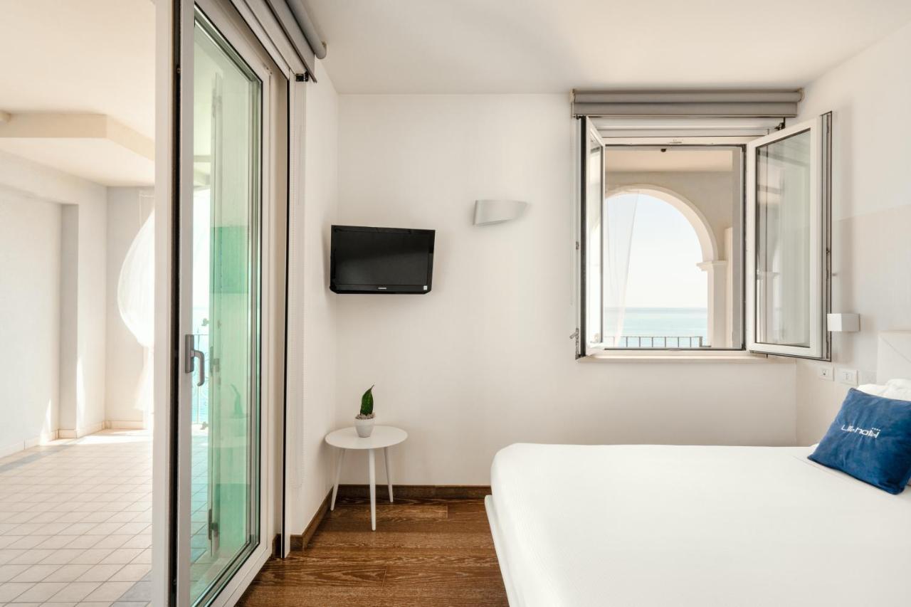 Life Hotel Seaview & Spa Porto Recanati Exteriör bild